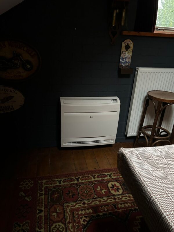 LG Vloermodel 2.5kw - Afbeelding 2